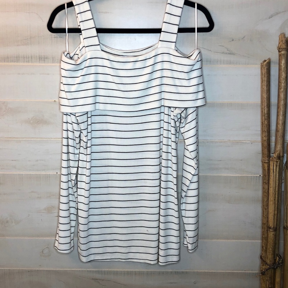 Motherhood Maternity Off Shoulder Top Large